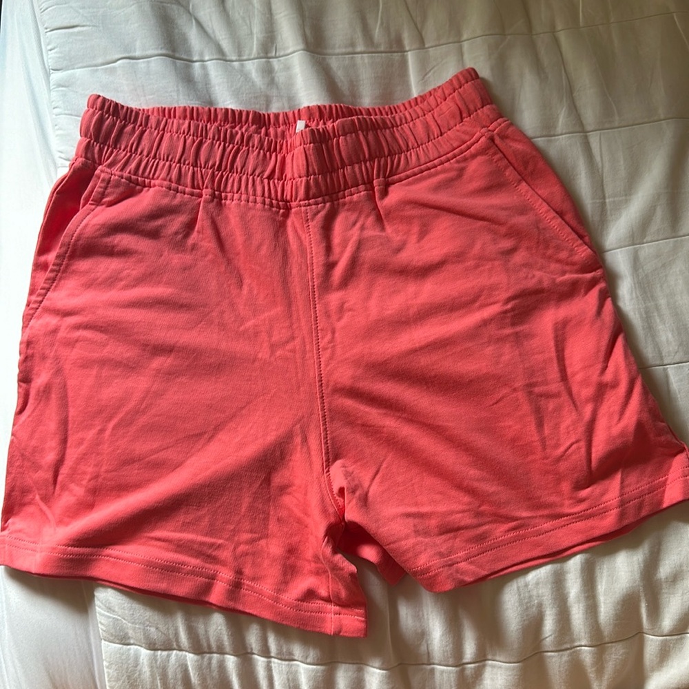 Cute coral pink lounge shorts!!
